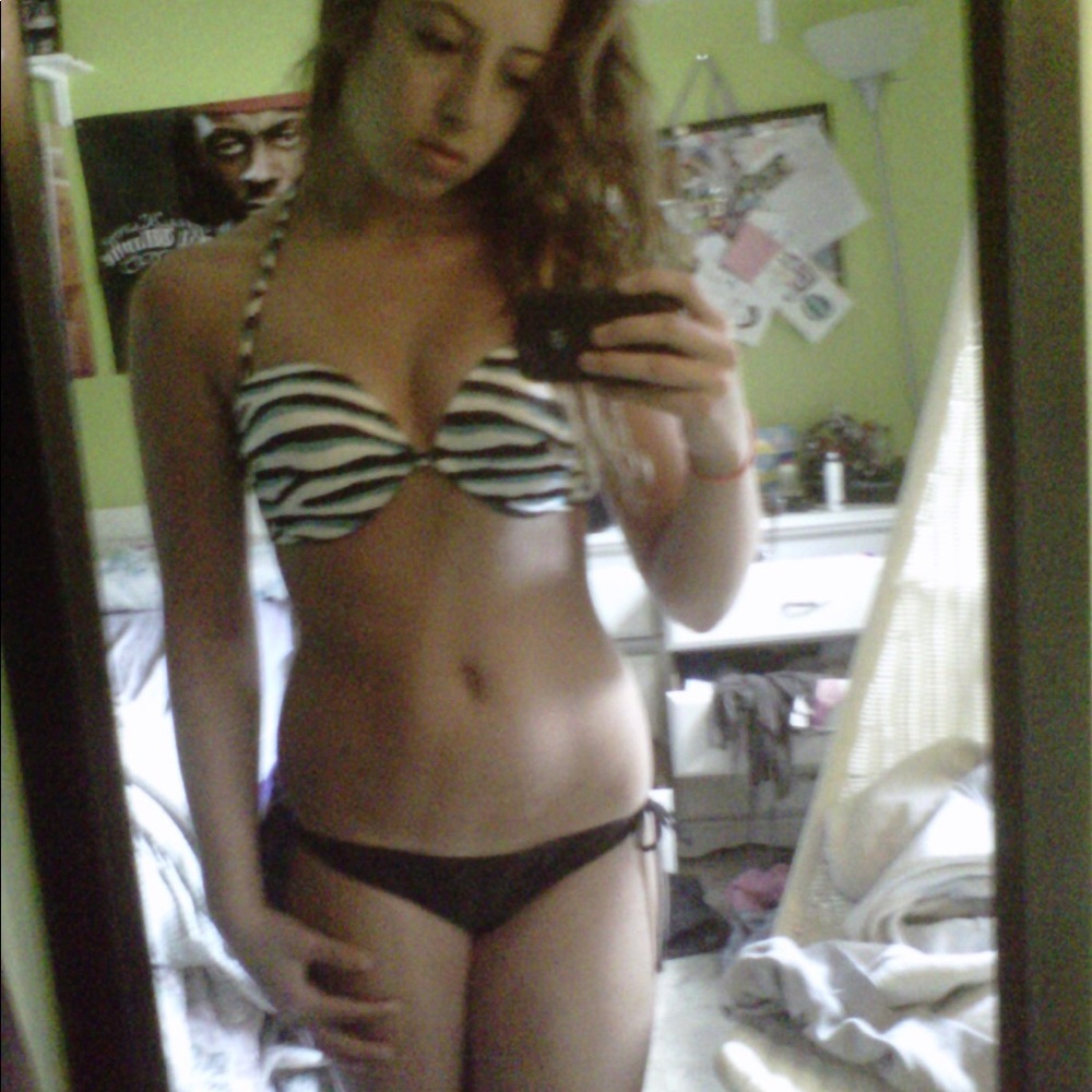 VS Pink Bikini Top